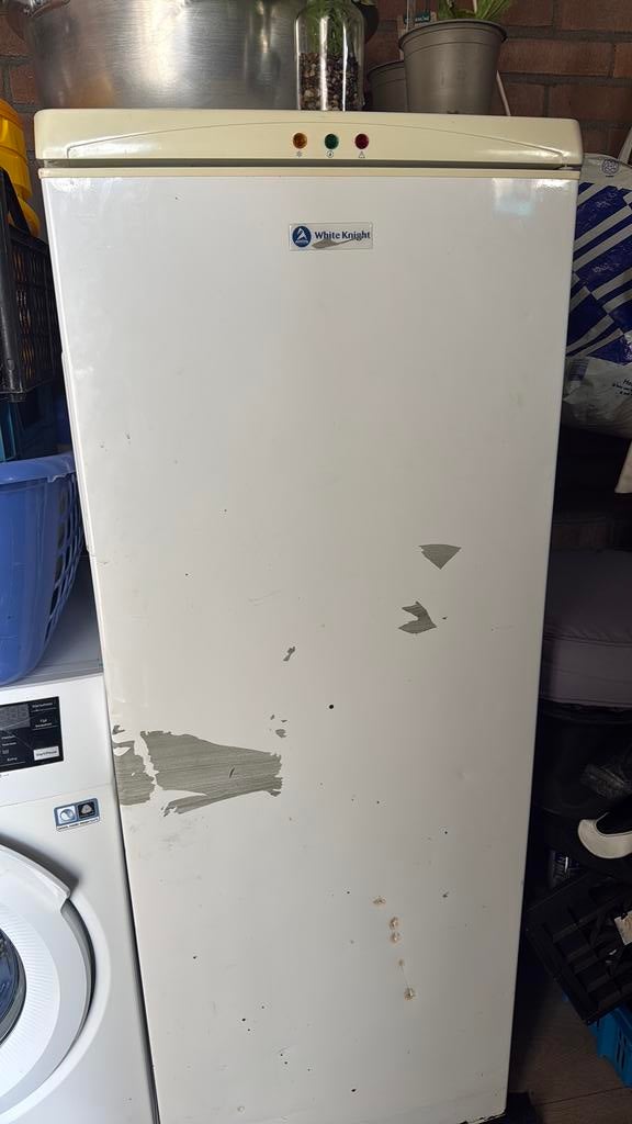 ⸻  Koelkast – White Knight – werkt goed, Witgoed en Apparatuur, Vriezers en Diepvrieskisten, Ophalen of Verzenden, Zo goed als nieuw