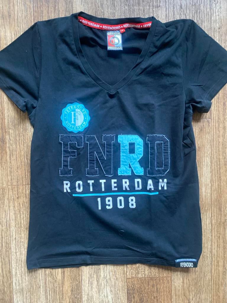 Feyenoord T-shirt zwart met V-hals, Zwart, Maat 42/44 (L), Ophalen of Verzenden, Korte mouw