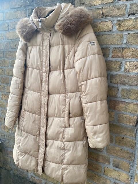 Winterjas zandkleur dames River Woods maat S, Maat 38/40 (M), River Woods, Beige, Ophalen of Verzenden