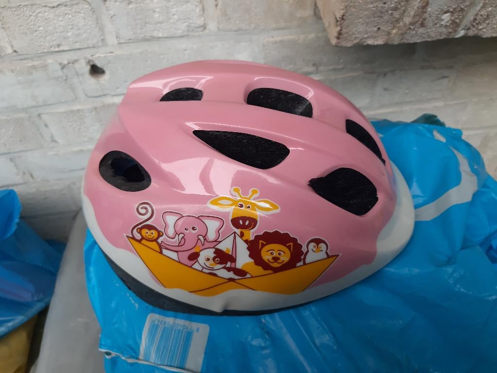 Diverse kinderhelmen, paarse, groene, rode, Giro, Rockrider, Ophalen, Gebruikt, S, Jongen of Meisje