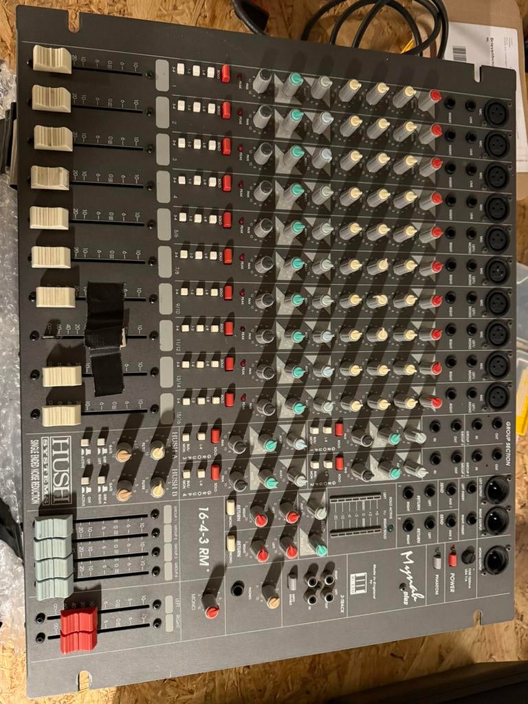 Mengtafel, Muziek en Instrumenten, Ophalen of Verzenden, Zo goed als nieuw