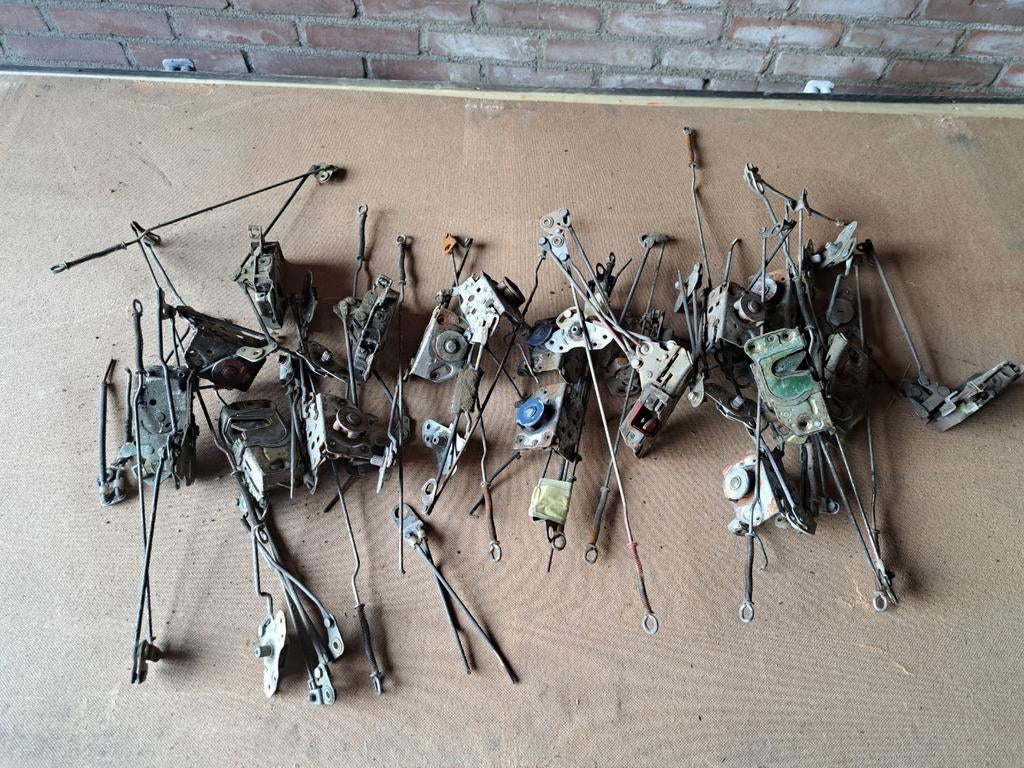 Deurslotmechanismen Datsun 240Z 260Z 280Z, Ophalen of Verzenden, Nieuw