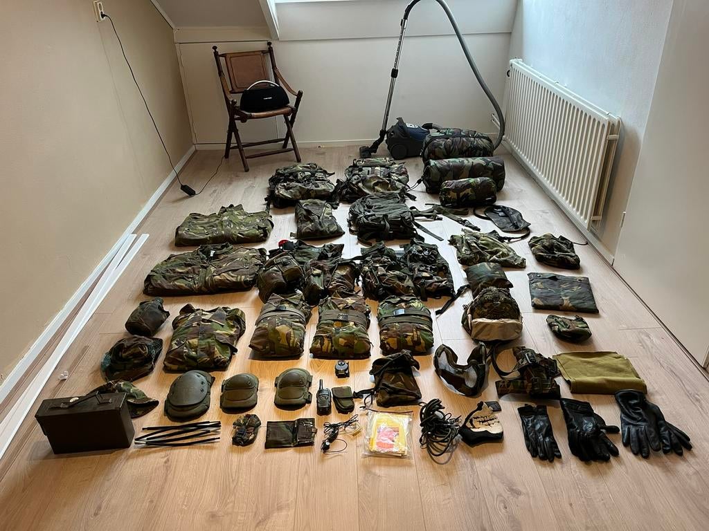 Grote collectie defensiespullen, Verzamelen, Militaria | Algemeen, Ophalen, Landmacht, Nederland