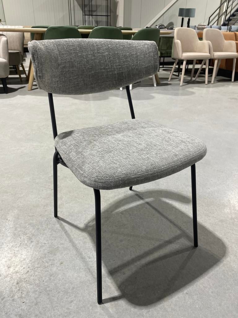4x of 6x  Stoelen Carin stof miami taupe frame metaal zwart, Huis en Inrichting, Stoelen, Ophalen, Nieuw, Metaal, Eén