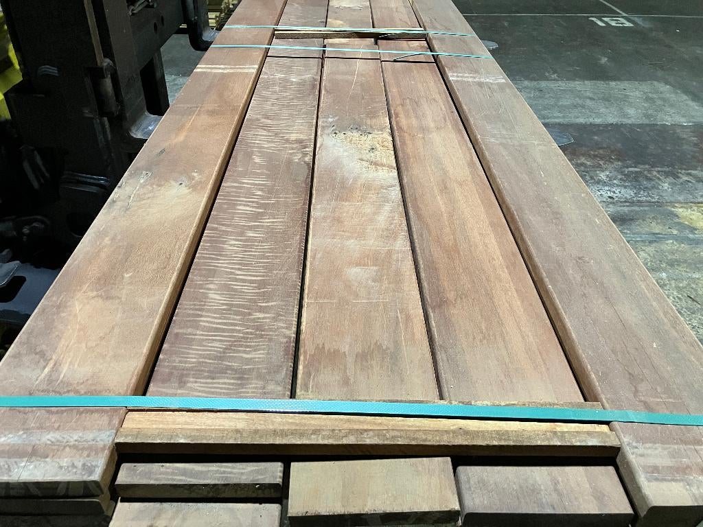 Hardhout-Massaranduba–vlonderplanken-terrasplanken-planken