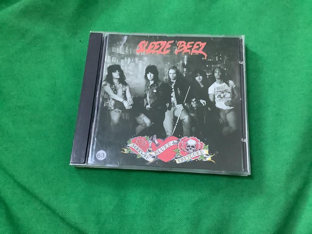 Sleeze Beez-Screwed Blued & Tattooed cd (NL/rare!), Ophalen of Verzenden, Gebruikt