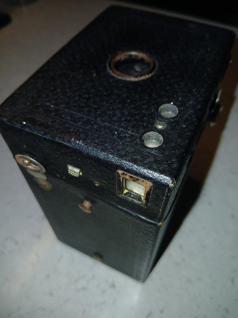 Kodak Brownie no.2   jaar 1901-1935, Ophalen