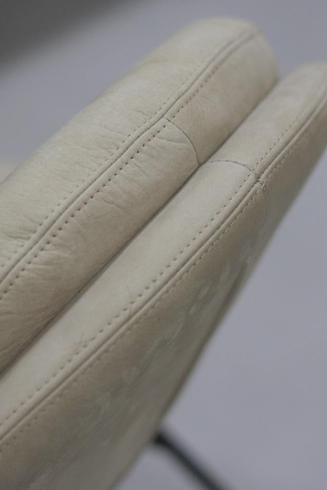 Luxe fauteuil Curtis Jess Design leer naturel beige, Ophalen, 75 tot 100 cm, Zo goed als nieuw, Leer