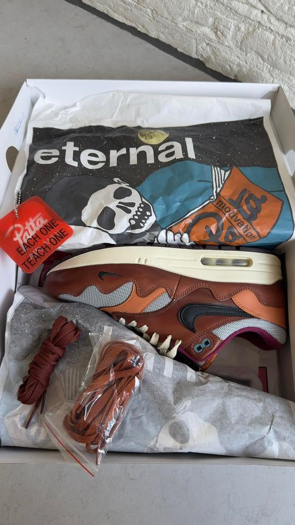 Nike X Patta customs 43, Kleding | Heren, Schoenen, Ophalen of Verzenden, Zo goed als nieuw, Overige kleuren