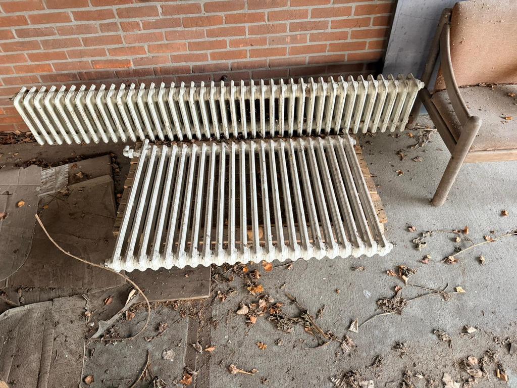 oude gietijzeren radiatoren, Ophalen, 30 tot 80 cm, Gebruikt, Radiator