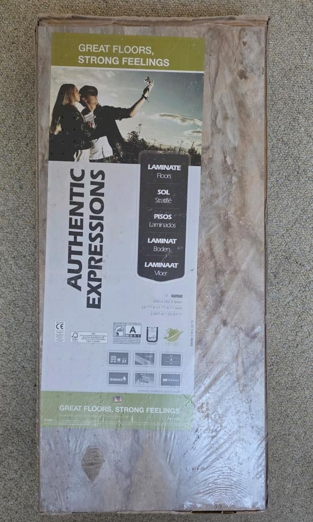 Nieuw pak laminaat - 2, 047m² - 8 mm - beige/zand marmerlook, Ophalen, Kunststof, 50 tot 150 cm, Nieuw