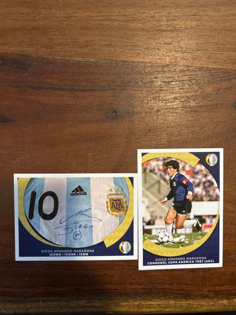 2021 Panini Maradonna, Hobby en Vrije tijd, Stickers en Plaatjes, Ophalen of Verzenden, Meerdere plaatjes
