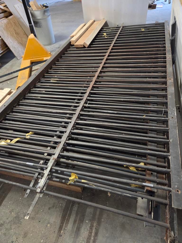 Anti inbraak tralies schuur bedrijfshal raamroosters, Ophalen, IJzer