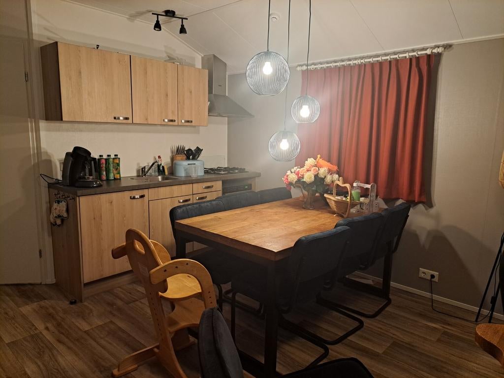 Christelijke camping de Oldemeyer huisje te huur in  rheeze, Wasmachine, In bos