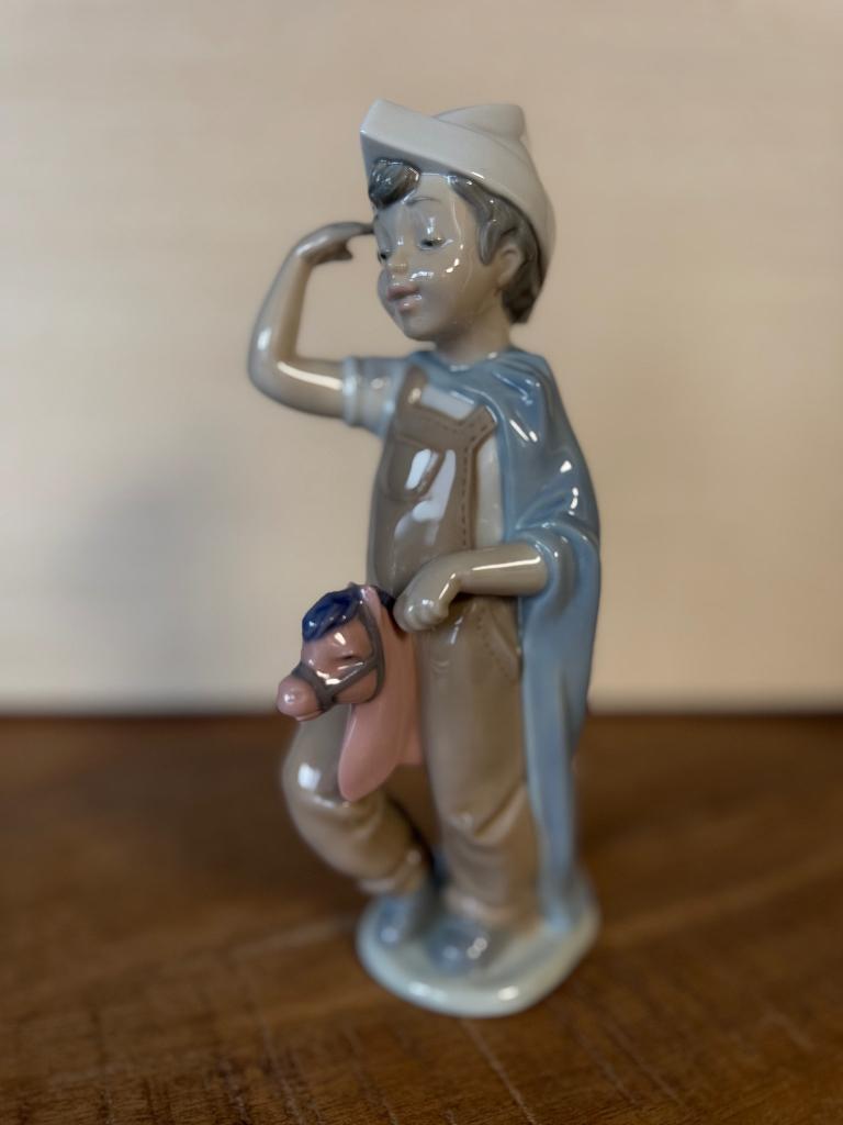 Lladro NAO Jongen op paard, Ophalen of Verzenden, Zo goed als nieuw, Dier