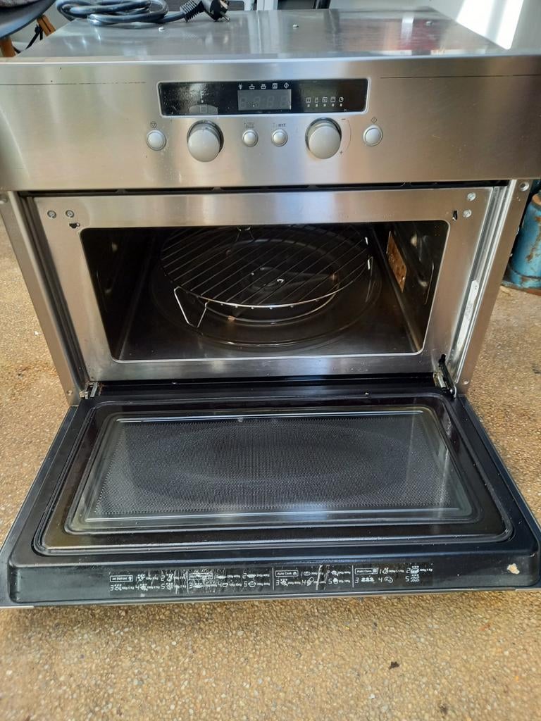 Nette whirlpool inbouw oven., Gebruikt, Oven, Inbouw, Draaiplateau