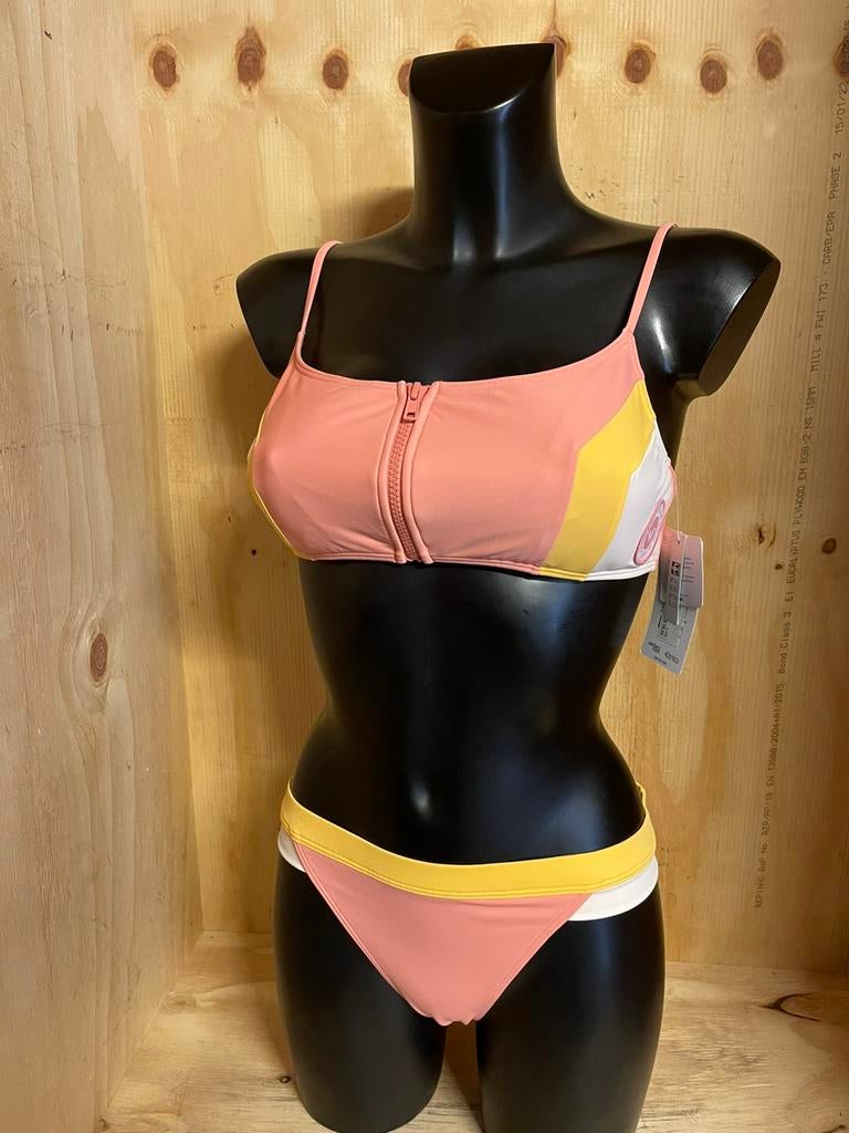 Roxy bikini maat xs en L, Kleding | Dames, Badmode en Zwemkleding, Nieuw, Bikini, Roze, Verzenden