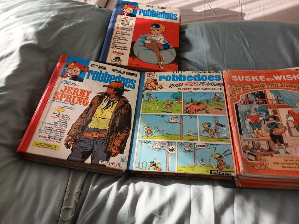 Robbedoes stripboeken - Diverse verzamelalbums, Meerdere stripboeken, Ophalen of Verzenden, Gelezen, Diverse auteurs