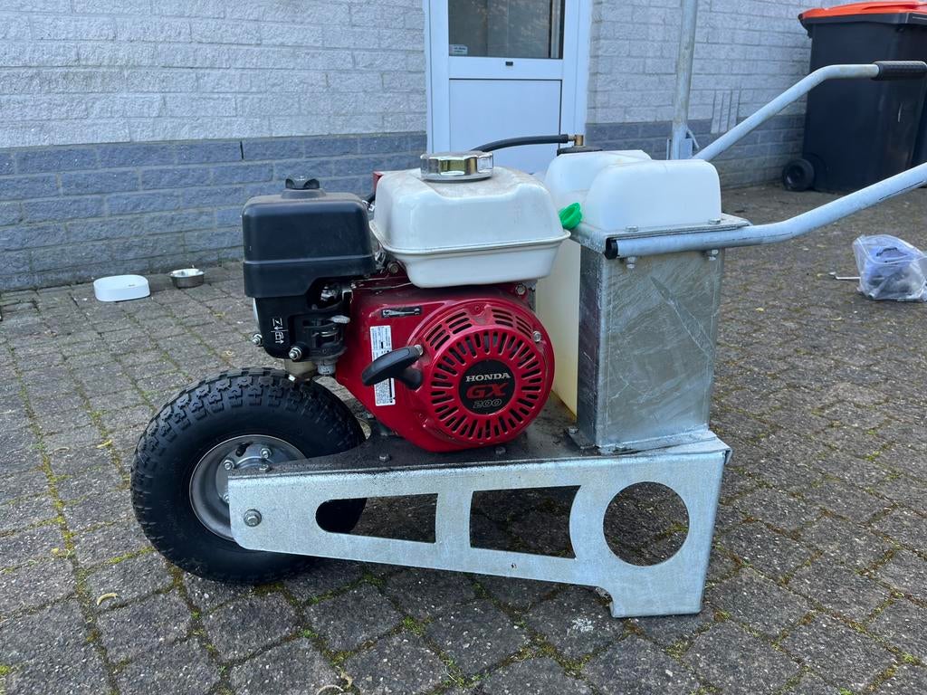 Mauki gx200 ongediertebestrijding voor mollen (honda motor), Tuin en Terras, Ophalen, Zo goed als nieuw, Ongediertebestrijding