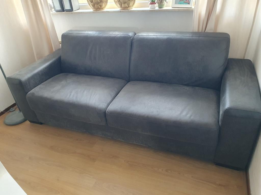 Mooie grijze bank, Huis en Inrichting, Banken | Bankstellen, Ophalen, Gebruikt, Driepersoons, 200 tot 250 cm