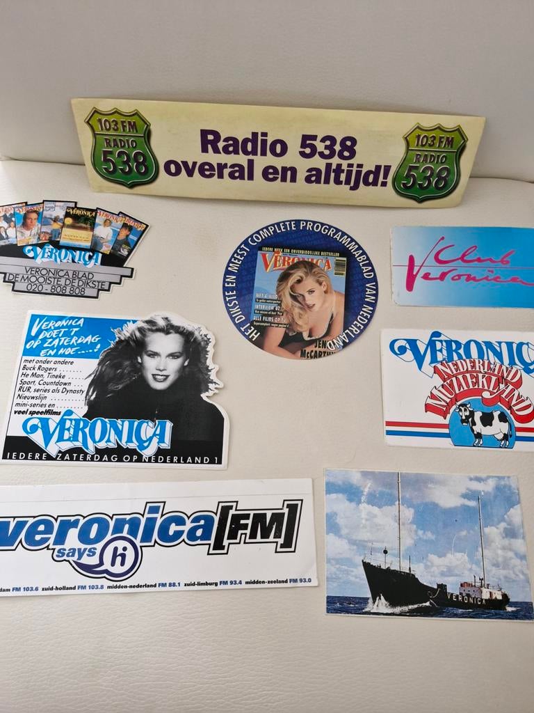 Vintage Radio 538 & Veronica Stickers Collectie, Ophalen of Verzenden, Film, Tv of Omroep