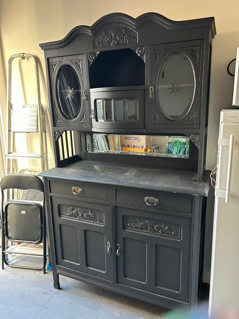 Mooie antieke buffetkast, Ophalen