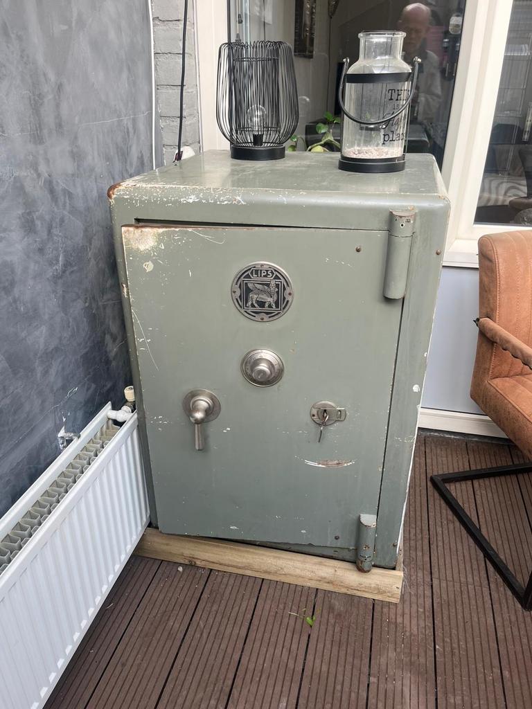 Antieke Lips Kluis - Zeer Zwaar - 100x70x70 cm, Ophalen, Gebruikt, ., .