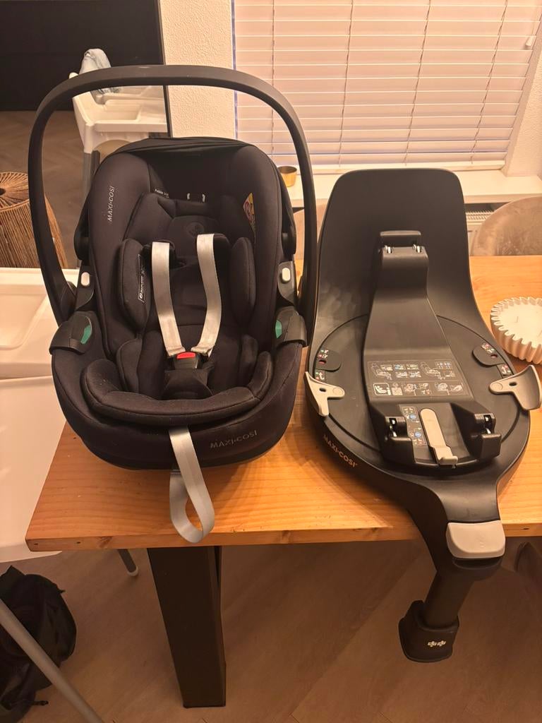 Complete set Maxi Cosi pebble Pro + 360 onderstel, Kinderen en Baby's, Slaapstand, Ophalen of Verzenden, Zo goed als nieuw, Isofix