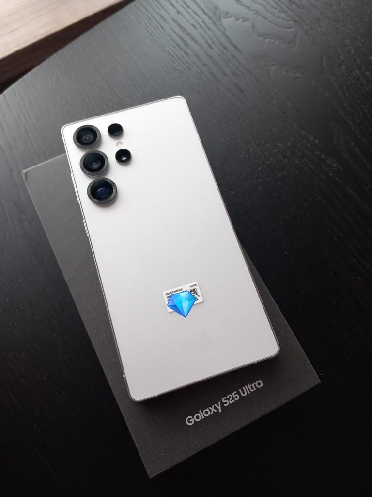 Samsung S25 Ultra, Wit, Touchscreen, Zo goed als nieuw, Zonder simlock