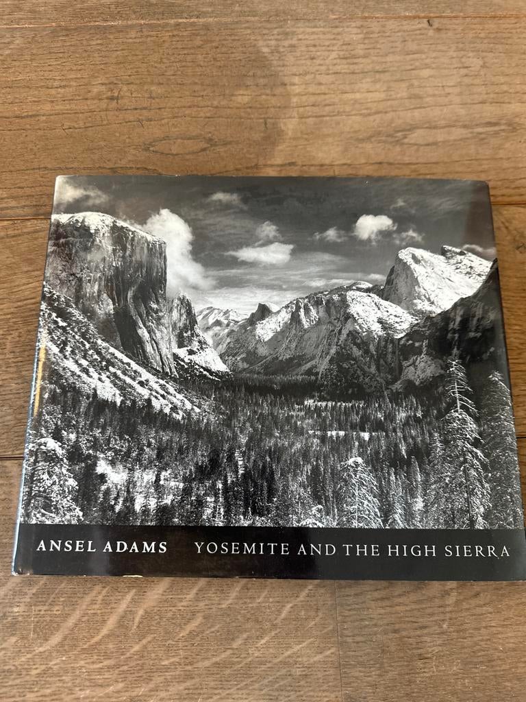 Ansel Adams: Yosemite en de High Sierra - Fotoboek, Ophalen of Verzenden, Zo goed als nieuw, Fotografie algemeen