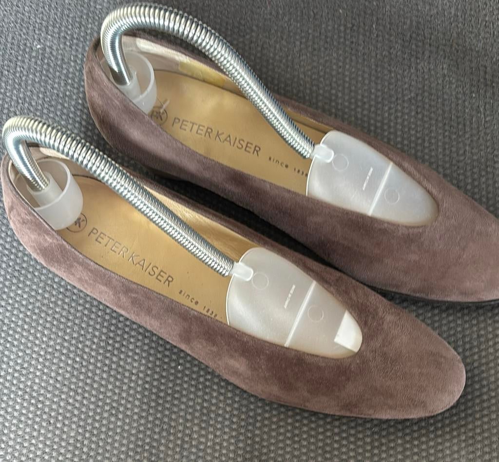 Peter Kaiser ballerina’s suede bruin 38,5, Kleding | Dames, Schoenen, Ophalen of Verzenden, Zo goed als nieuw, Bruin