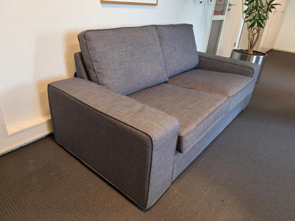 Tweepersoonsbank Kivik grijs, Huis en Inrichting, Banken | Bankstellen, Ophalen, Zo goed als nieuw, 75 tot 100 cm