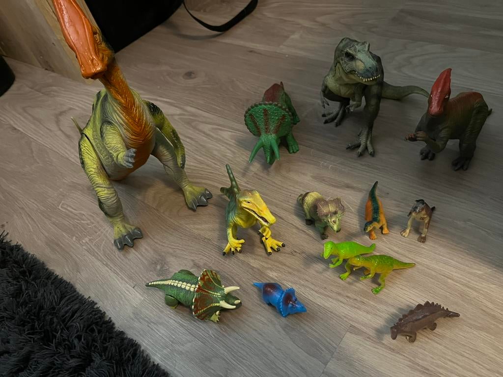 Dinosaurus speelgoed, Kinderen en Baby's, Speelgoed | Actiefiguren, Ophalen, Zo goed als nieuw