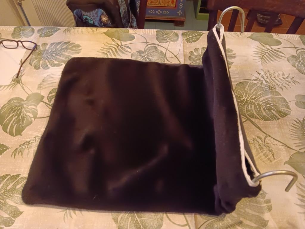 Hang bedje kat voor aan de radiator, Ophalen of Verzenden, Nieuw, Pluche