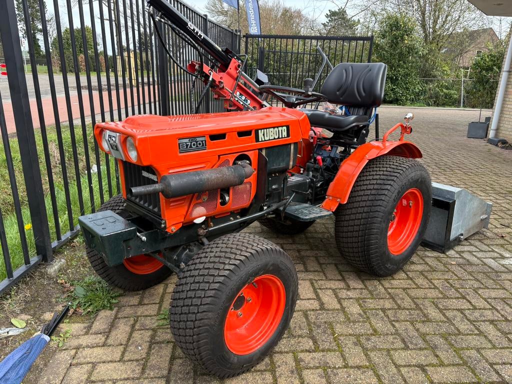 Kubota B7001 Minitractor gazonbanden Diesel trekker grondbak, Ophalen, Gebruikt, 120 cm of meer
