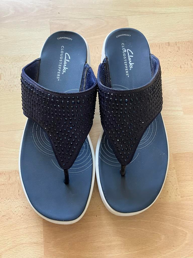 Clarks Cloudwalker donkerblauwe teenslippers mt 39 zgan, Slippers, Blauw, Ophalen of Verzenden, Zo goed als nieuw