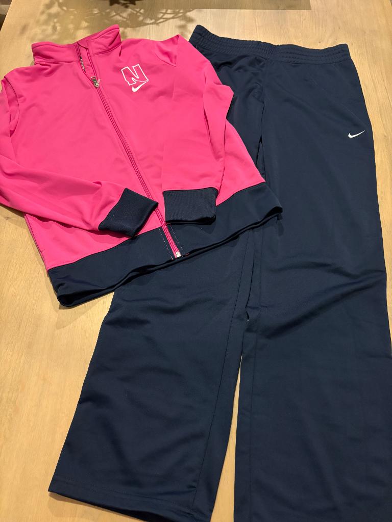 Nike trainingspak, maat 170, roze/donkerblauw, nieuw, Meisje, Ophalen of Verzenden, Nike, Nieuw