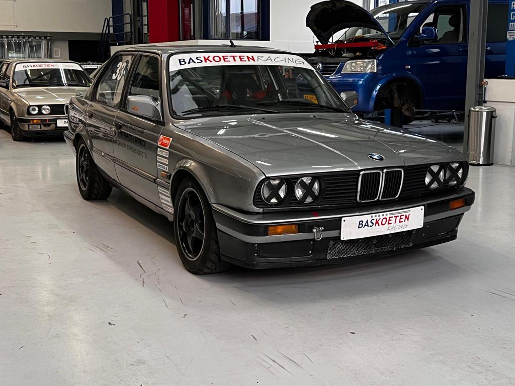 RACE Trackday *BMW E30 325i* met kenteken