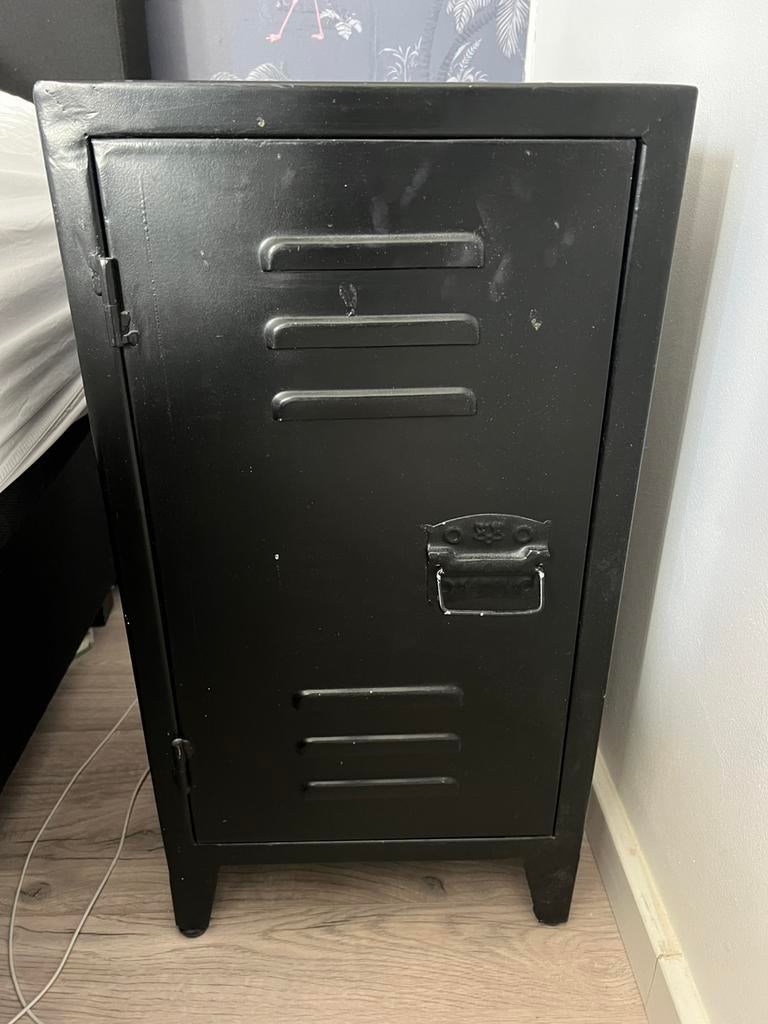 Nachtkastjes - lockerkasten, Ophalen of Verzenden, Gebruikt