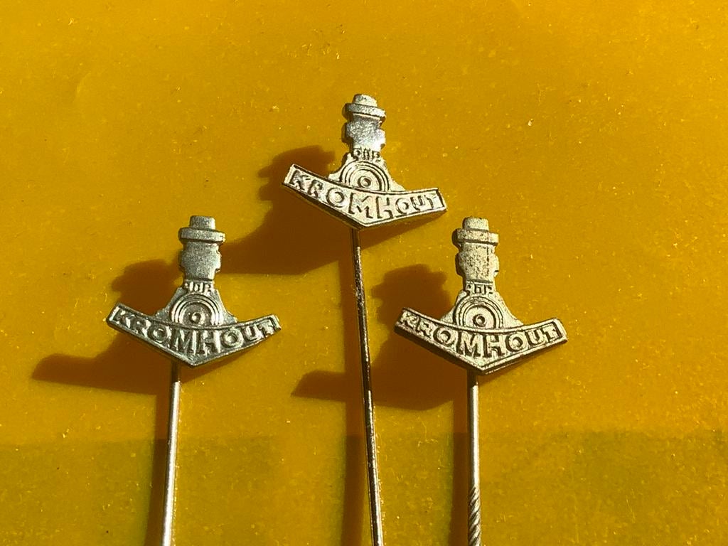 3x speldje Kromhout, Ophalen of Verzenden, Gebruikt, Merk, Speldje of Pin