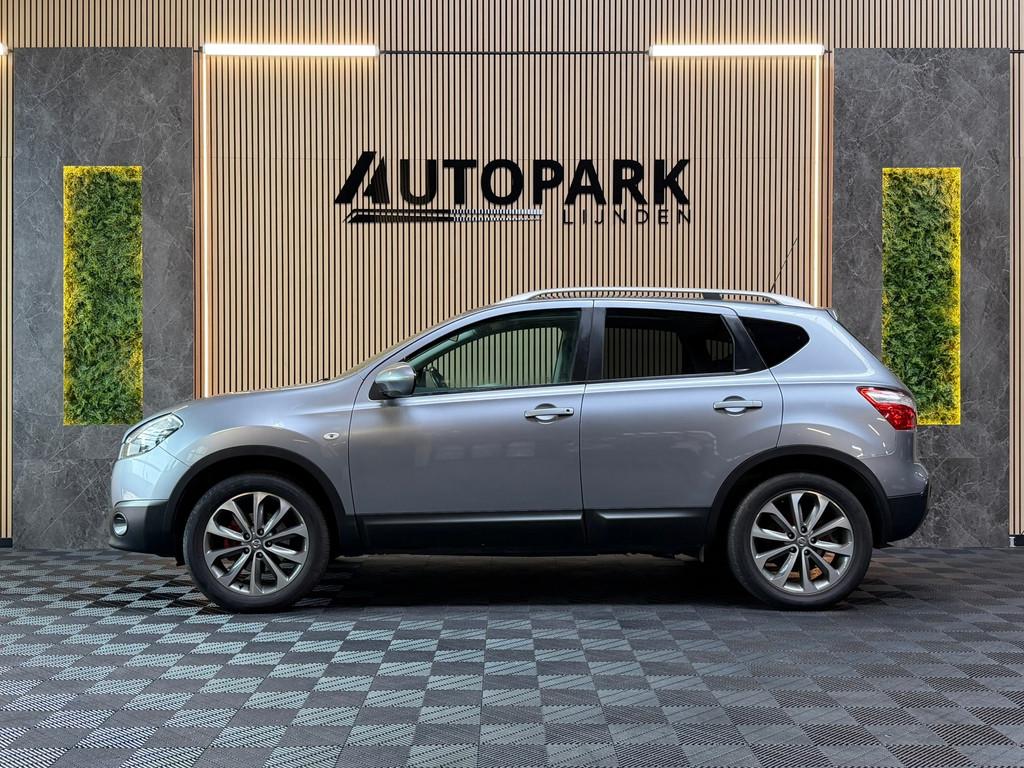 Nissan Qashqai 1.6 Connect Edition |PANO|CAMERA|CRUISE CONTR, Voorwielaandrijving, Gebruikt, Zwart, 4 cilinders