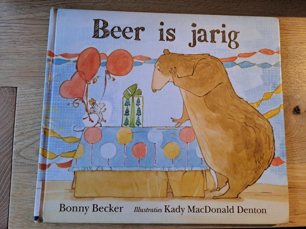 BEER IS JARIG. BONNY BECKERS., Ophalen of Verzenden, Gelezen, Bonny Becker, 2 tot 3 jaar