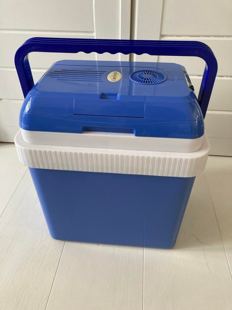 elektrische koelbox Continent 12/ 230V, Caravans en Kamperen, Ophalen, Gebruikt, Koelbox, Elektrisch