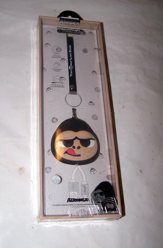 ADoonGa retractable cable. Nieuw in verpakking., Ophalen of Verzenden, Nieuw