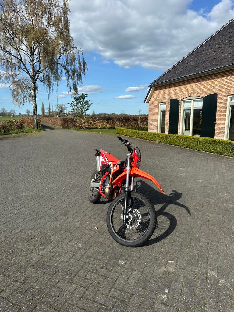 Beta RR 50 enduro, Ophalen, Zo goed als nieuw, Overige merken