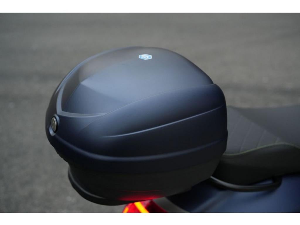 Vespa GTS 300 | Super Tech (bj 2022) 2,637 km - foto 2