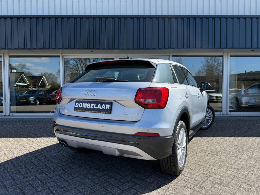 Audi Q2 35 TFSI CoD Design, 4 cilinders, Electronic Stability Program (ESP), Origineel Nederlands, Bedrijf