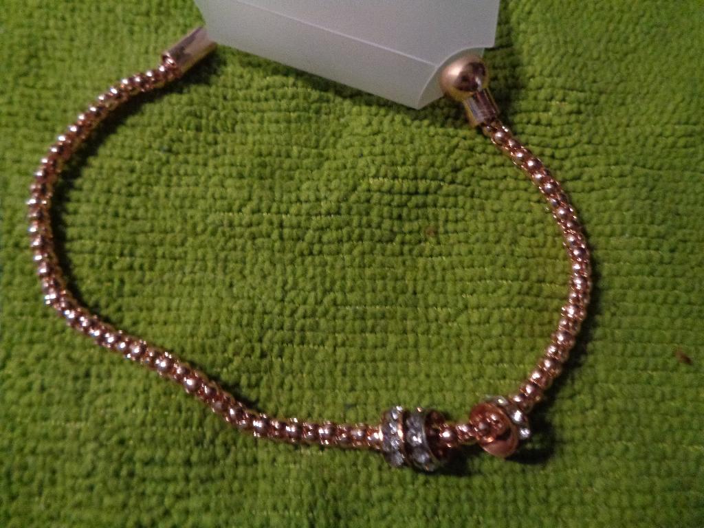 goudkl armband met strass kraal/magneet sluiting nr arm 1159, Overige materialen, Nieuw, Ophalen of Verzenden, Goud