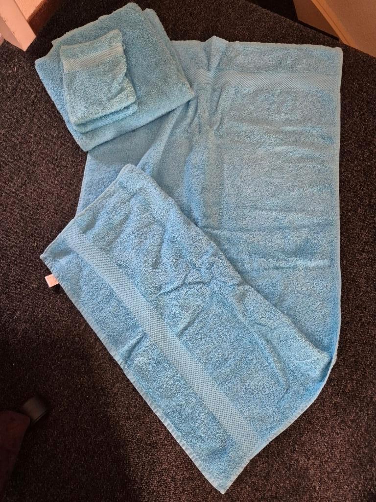 Zeer complete set handdoeken, vaatdoeken en washandjes, Huis en Inrichting, Ophalen, Zo goed als nieuw, Blauw, Overige typen