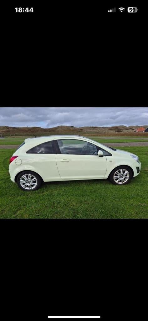 Opel Corsa 1.4 16V 3D 2011 Groen, Voorwielaandrijving, Stof, 40 €/maand, 1398 cc